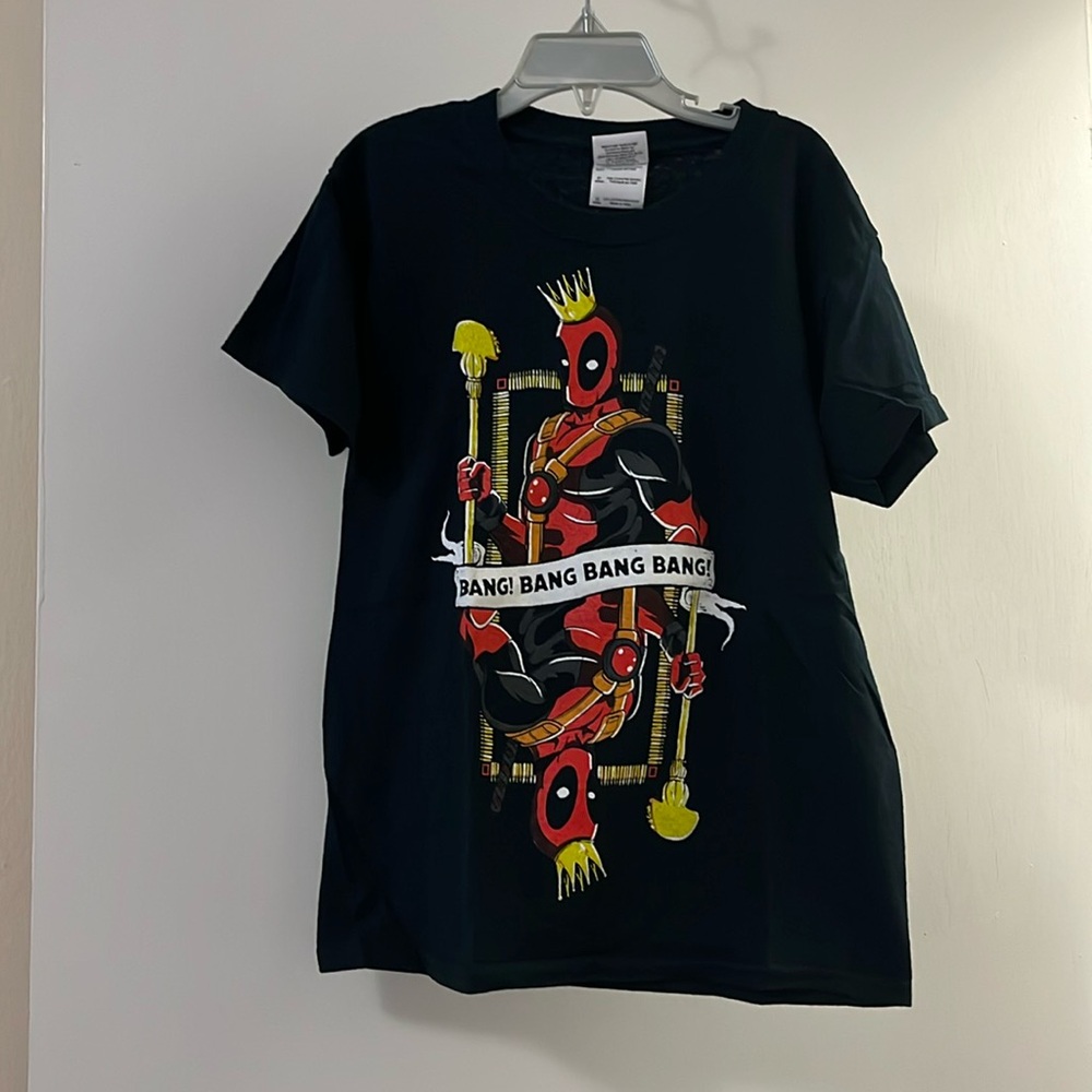 NWOT Deadpool kids short sleeve shirt size small